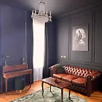 Otentik & Chic
